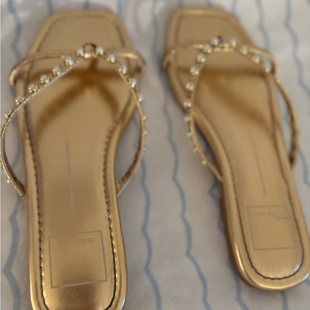 Dolce Vita Lucca pearl gold sandals Used